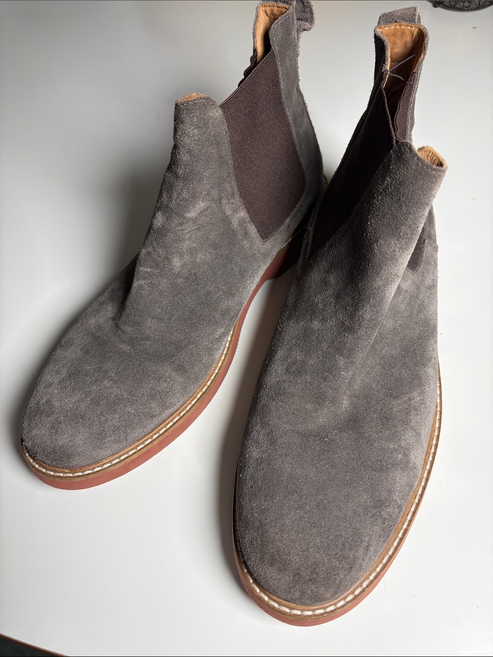 G.H. Bass Suede Chelsea Ankle Boots Pull On Gray  Size 10